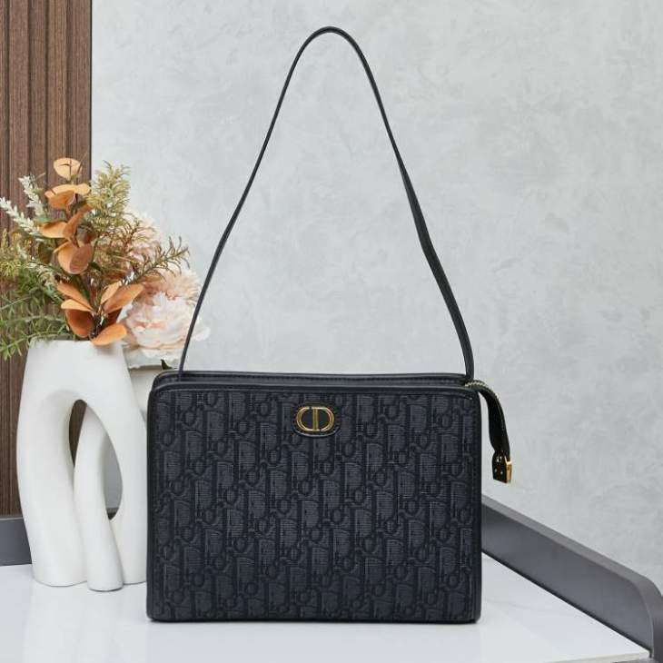 Picture of Dior Handbags _SKUfw239234995fw